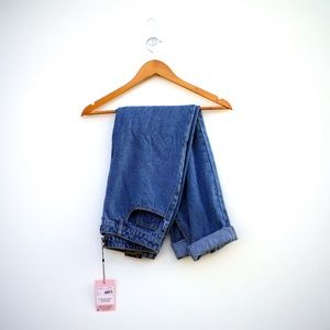 *NEW* Petite Mom Denim Jeans